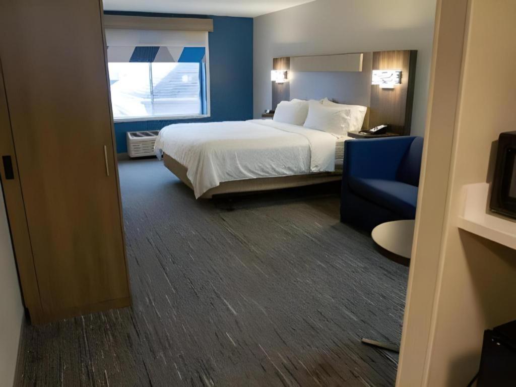 Holiday Inn Express O'Neill By Ihg Exterior photo