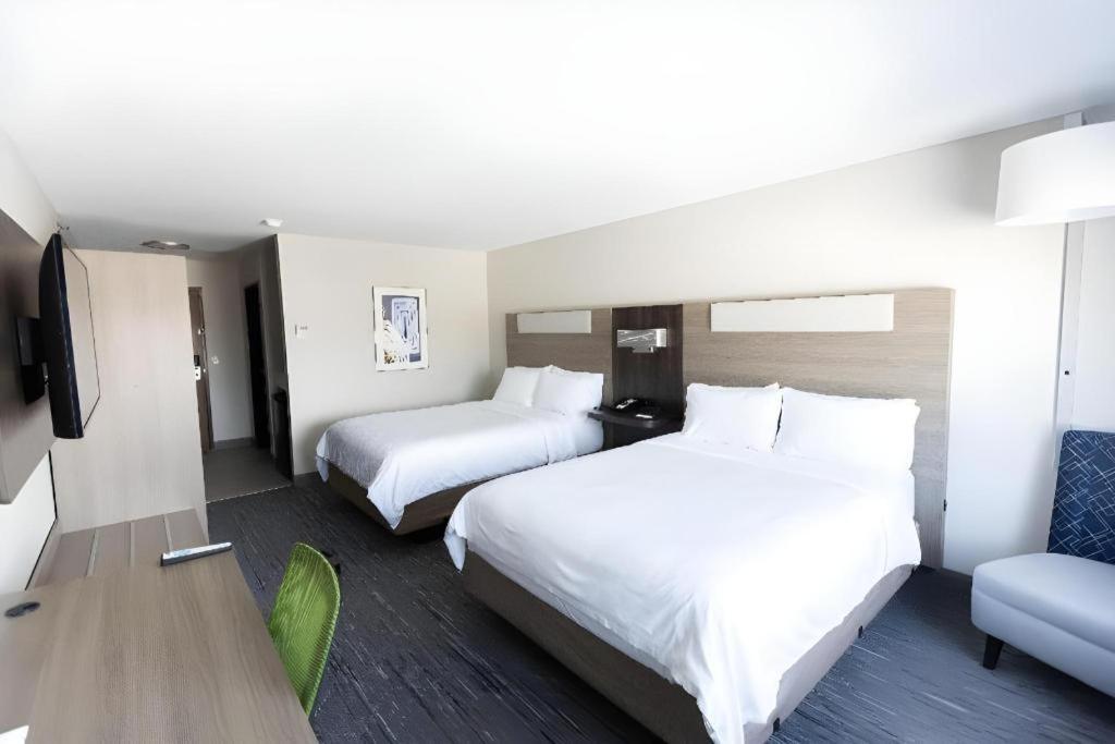 Holiday Inn Express O'Neill By Ihg Exterior photo