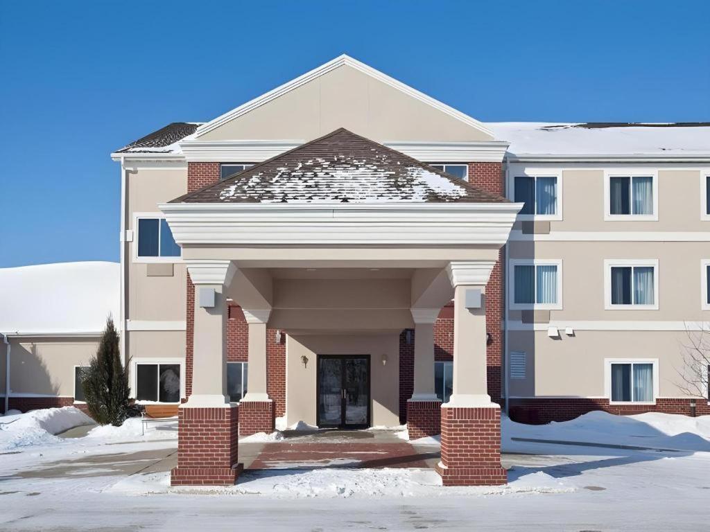 Holiday Inn Express O'Neill By Ihg Exterior photo
